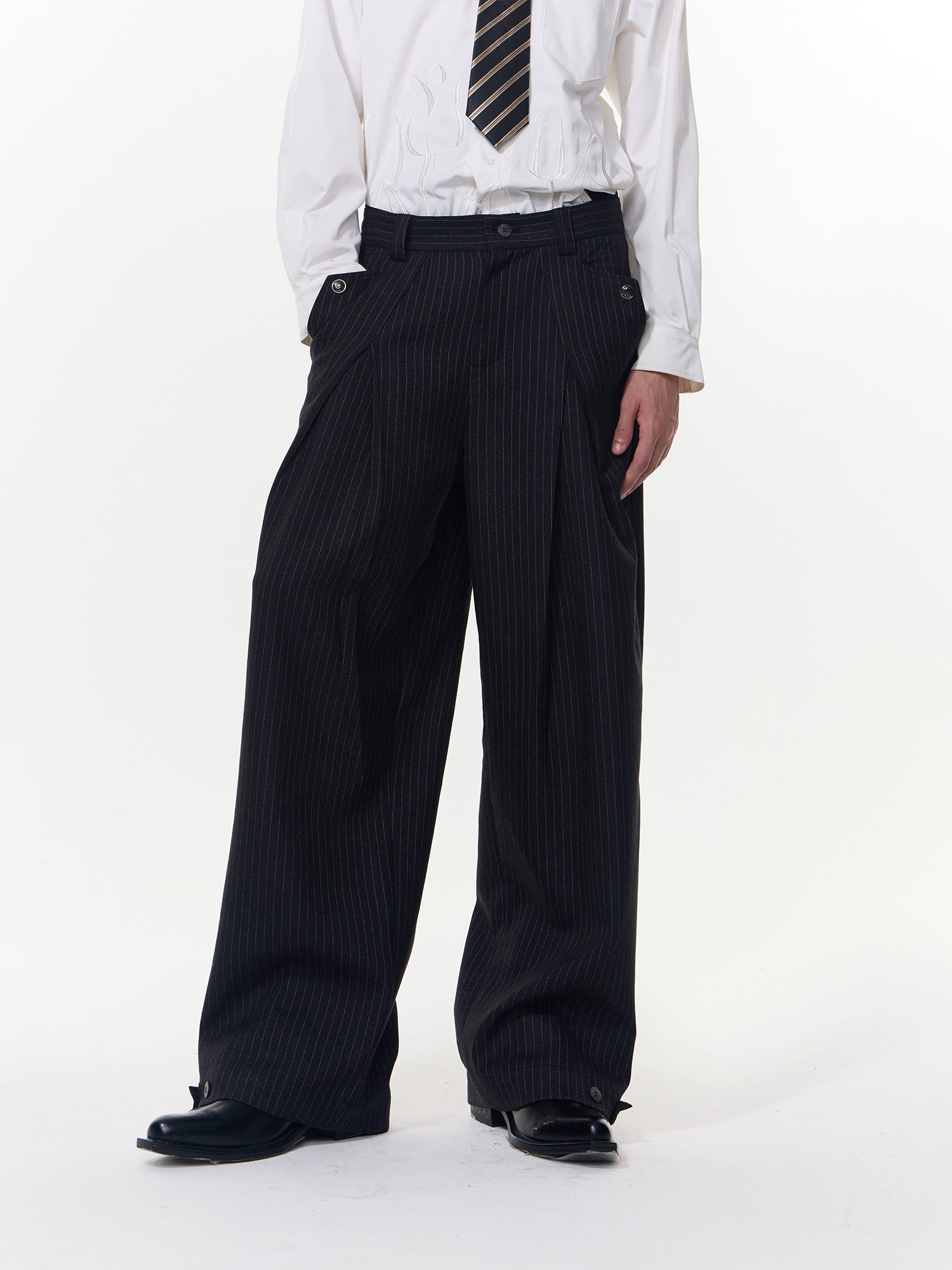 Striped Silhouette Suit