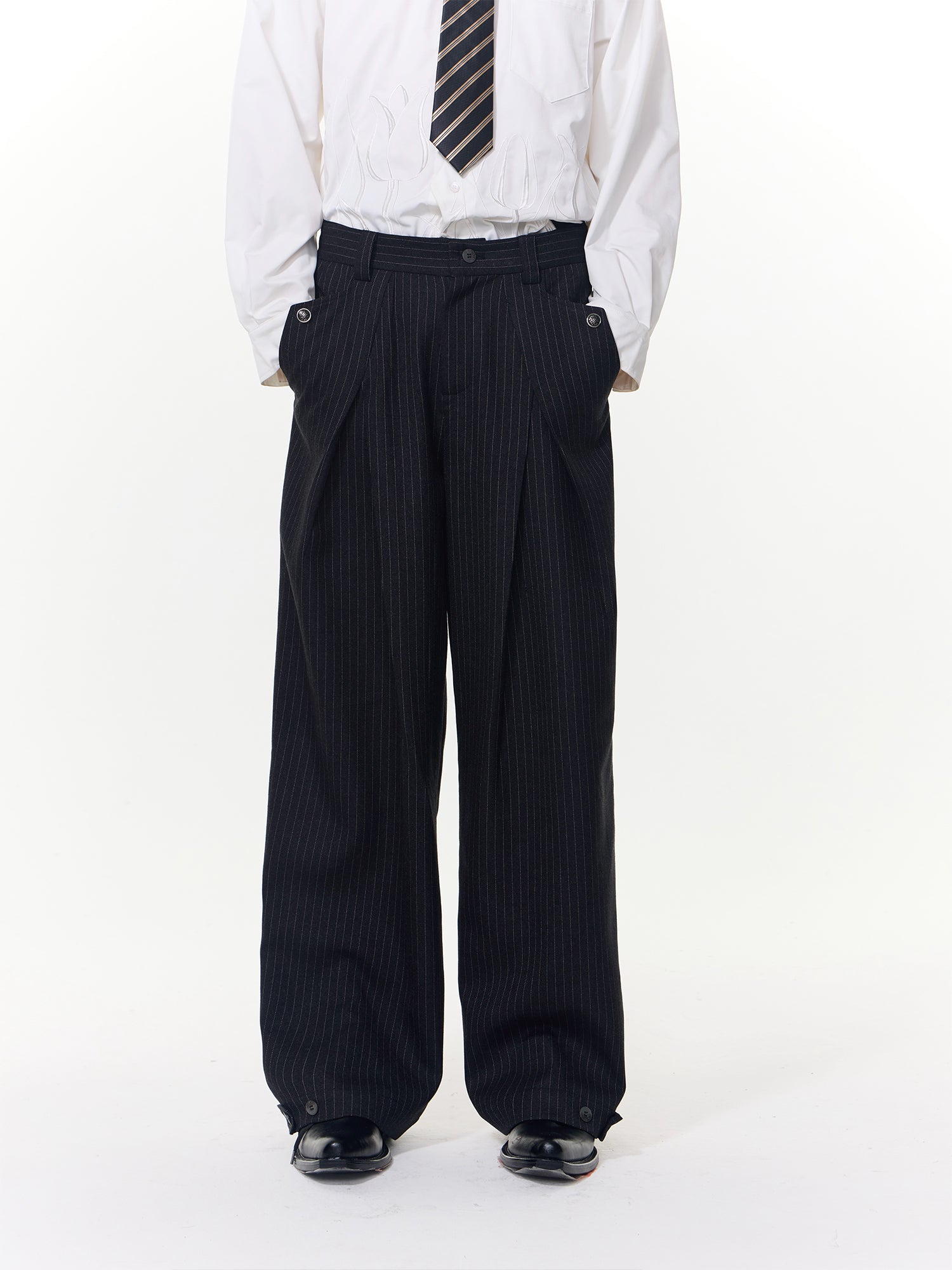 Striped Silhouette Suit