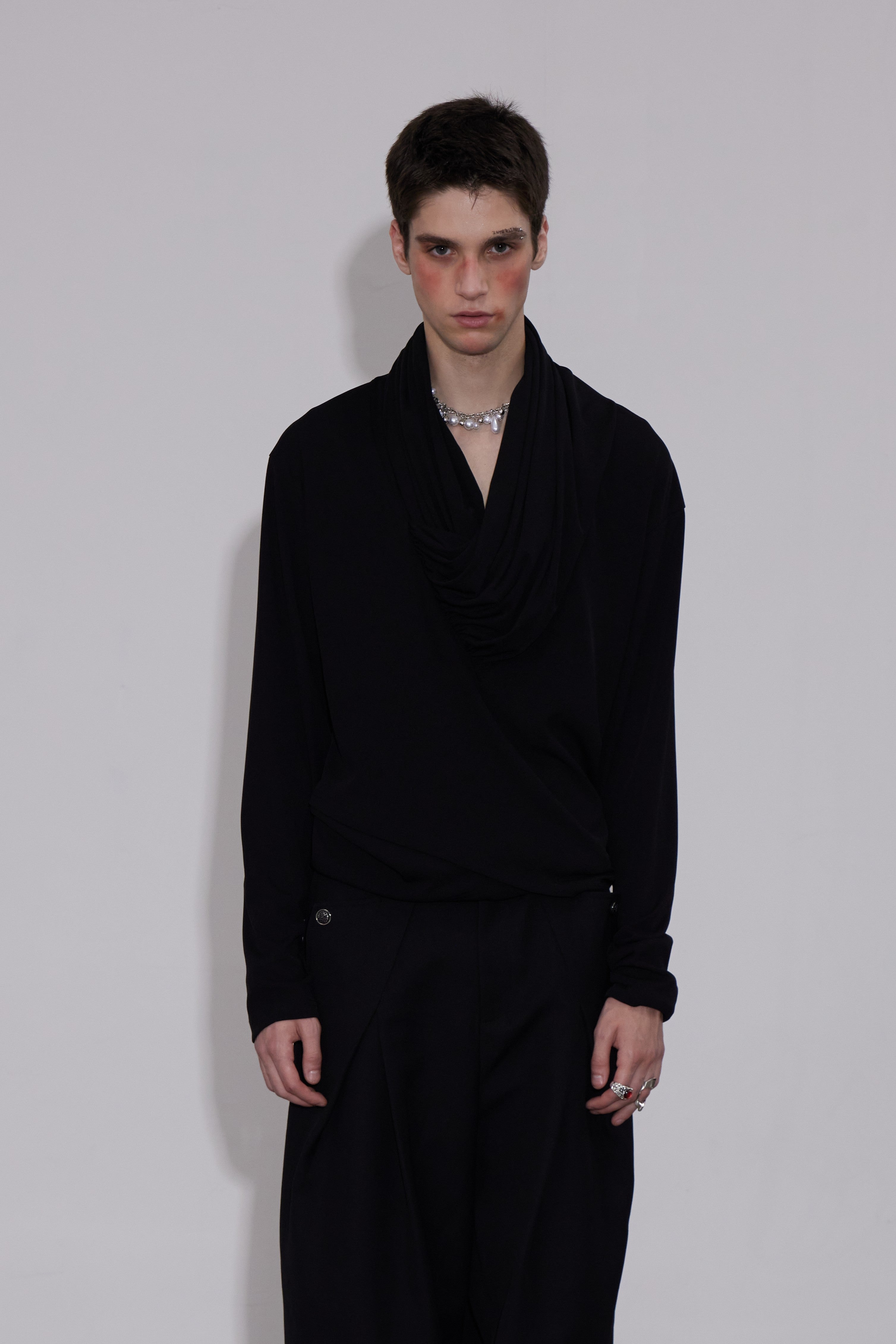 Slim And Noble Long Sleeves