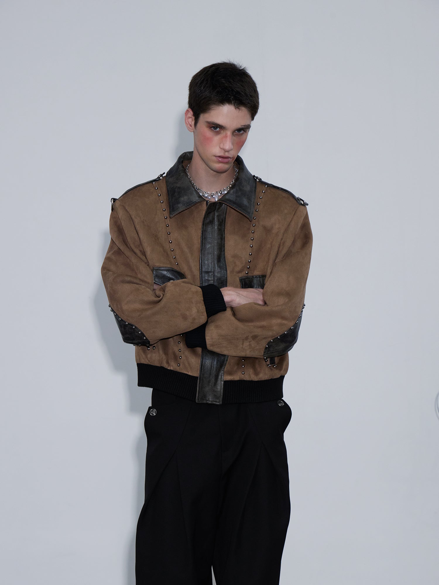 Rivets Short Wide Jacket